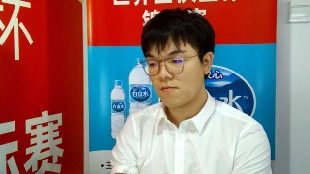 麦强回到了信号台，又恢复了以往单调寂寞的生活。